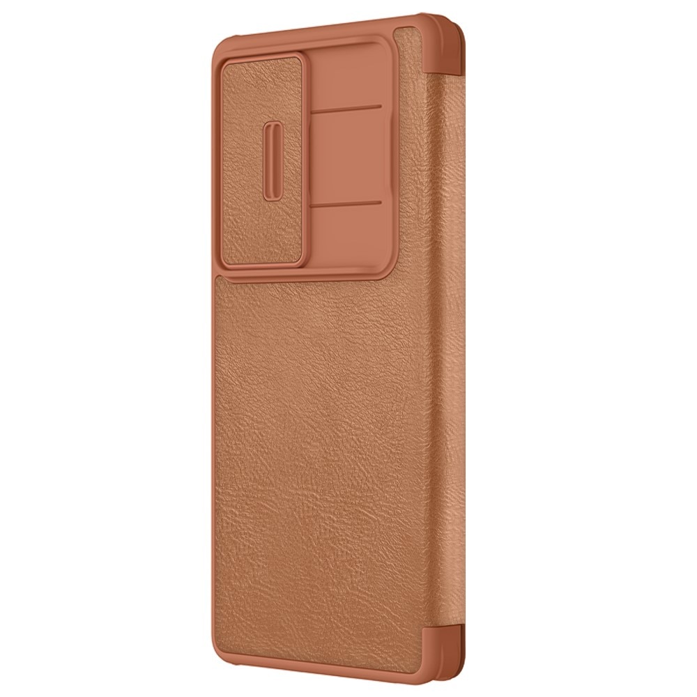 Etui Qin Pro CamShield Samsung Galaxy S25 Ultra Brown