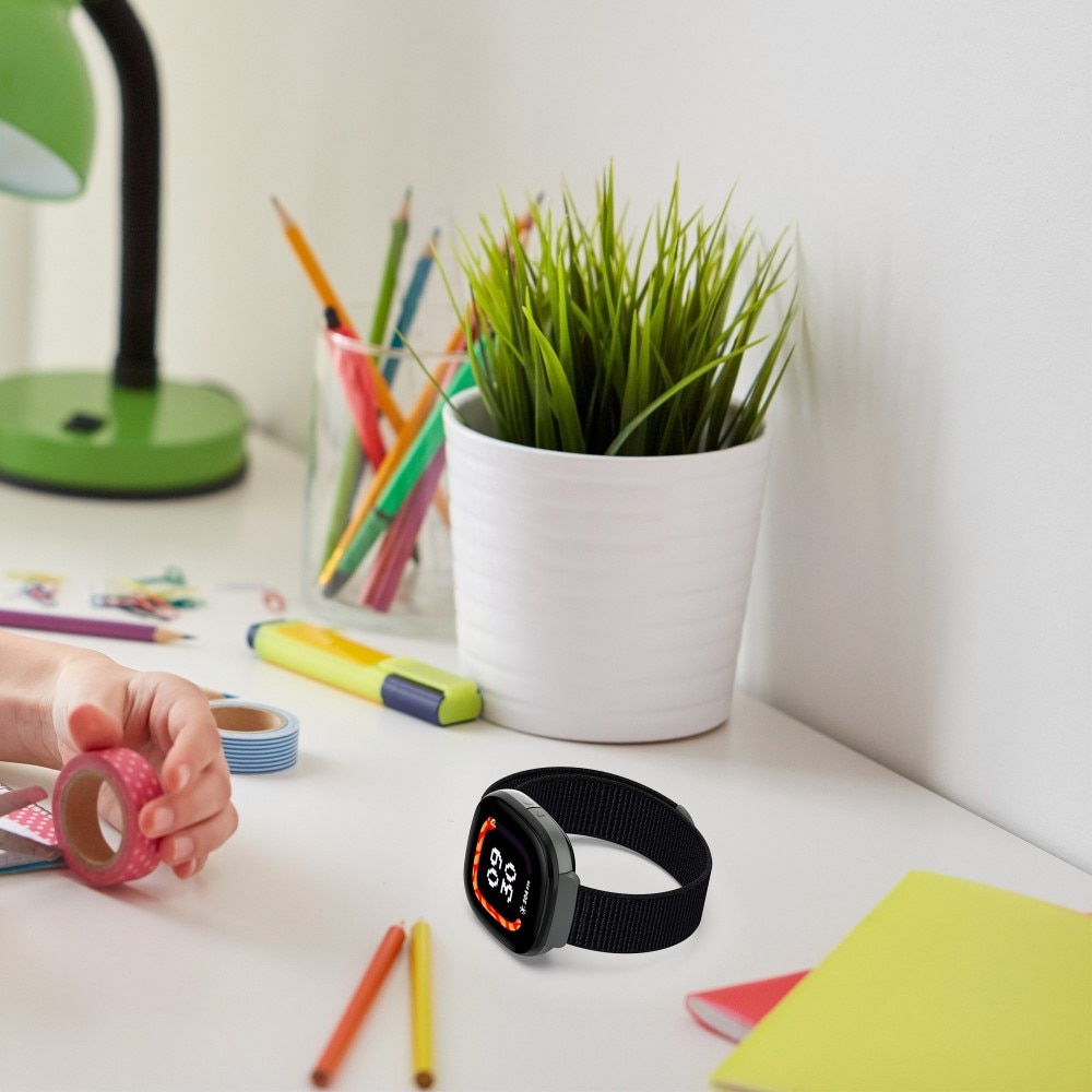 Bracelet en nylon Fitbit Ace LTE, noir